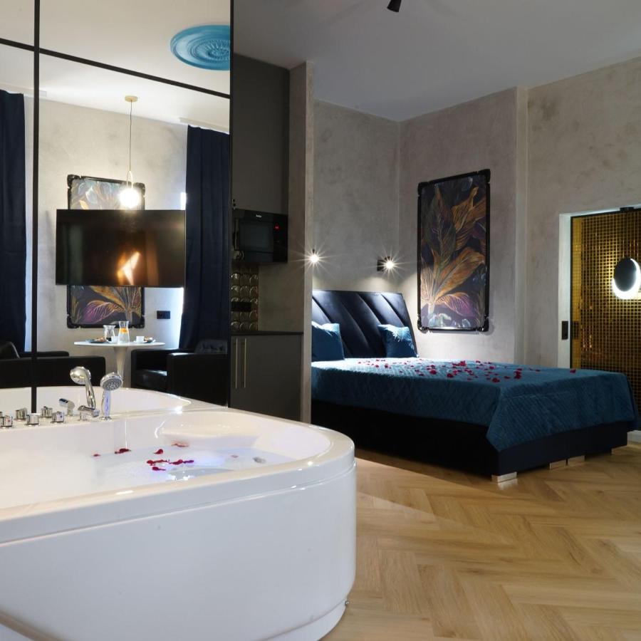 Apartament Z Jacuzzi W Sercu Krakowa Exterior photo